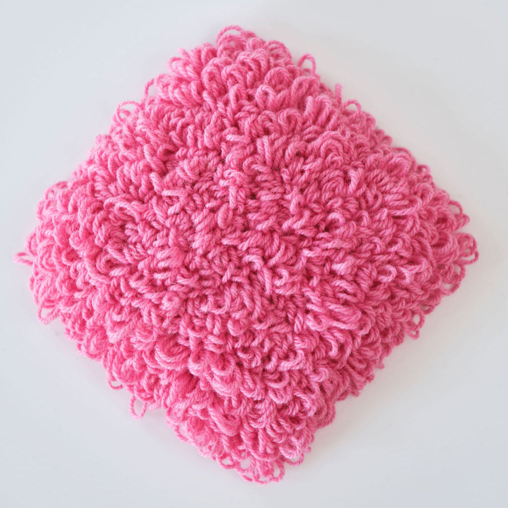 Oodi väreille -pienteos, Väri Pitaija